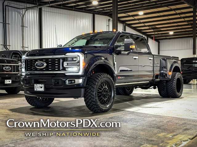 2025 Ford F450 Super Duty Crew PLATINUM PLUS ANTIMATTER BLUE 22" WHEELS WITH 37" MTs