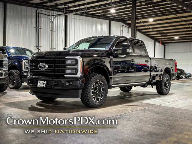 2025 Ford F350 Super Duty Crew Platinum 8 ft