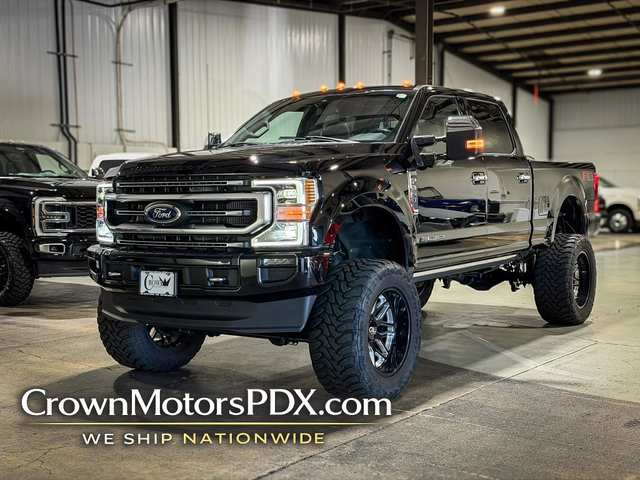 2022 Ford F350 Super Duty Crew Platinum LIFTED 22" CALI 38" TOYO