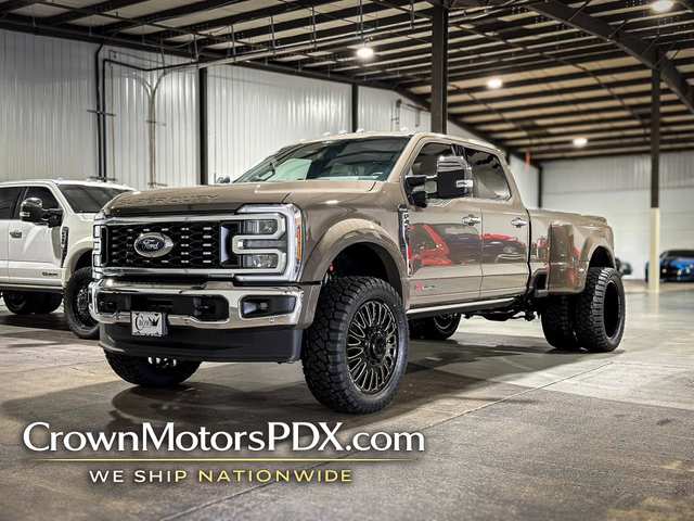 2026 Ford F450 Super Duty King Ranch Marsh Gray 24" Arena 37" MT