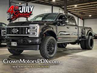 2026 Ford F450 Super Duty Crew Platinum 8 ft
