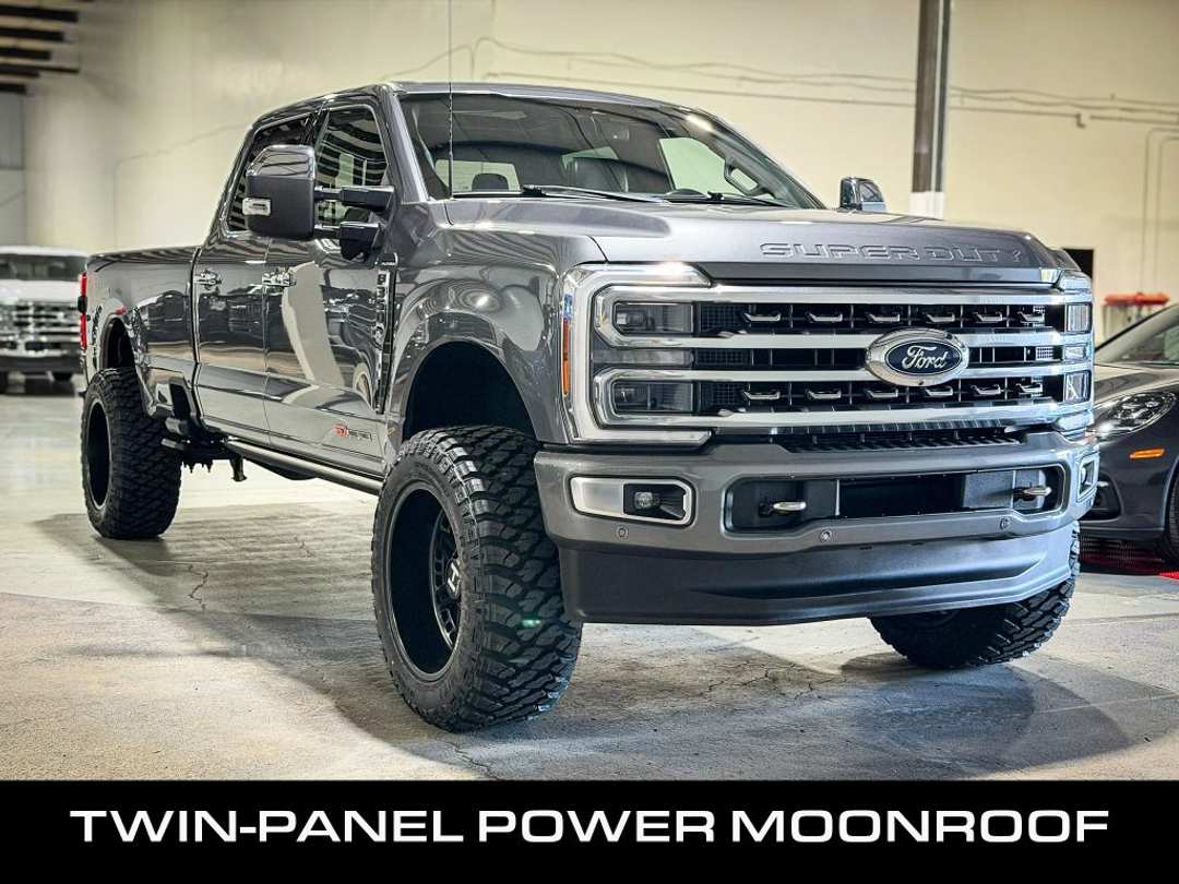 2024 Ford F350 Super Duty Crew Platinum 8 ft - Image 3