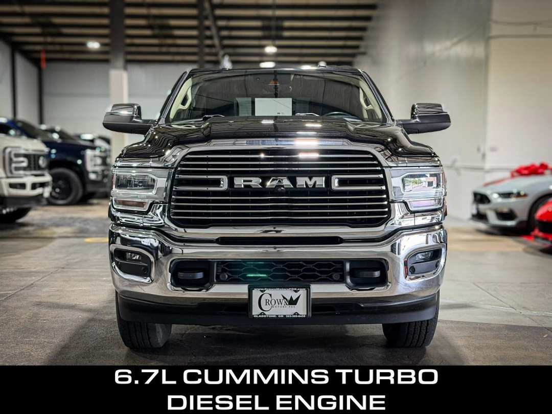 2019 Ram 3500 Crew Laramie 8 ft - Image 3