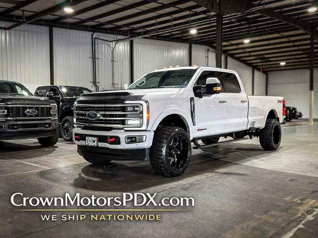 2023 Ford F350 Super Duty Crew LIMITED 8 FT 22" CUSTOM WHEELS 35" MT