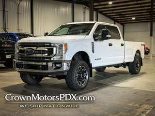 2022 Ford F350 Super Duty Crew XLT 8 ft One Owner