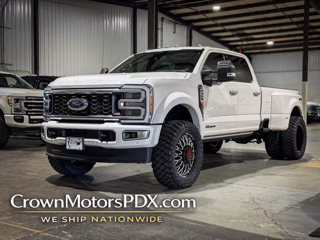 2026 Ford F450 Super Duty Crew Platinum Plus 22" Arena 37" Mts