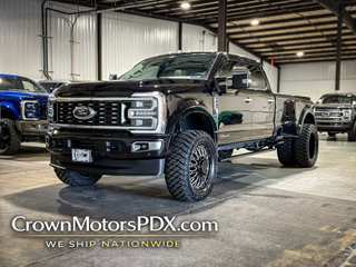 2025 Ford F450 Super Duty Crew Platinum 8 ft