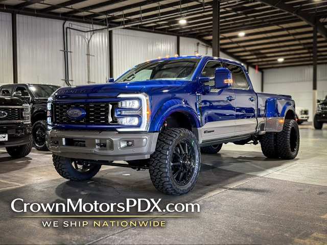 2026 Ford F450 Super Duty Crew King Ranch 8 ft