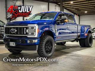 2026 Ford F350 Super Duty Crew Platinum 8 ft