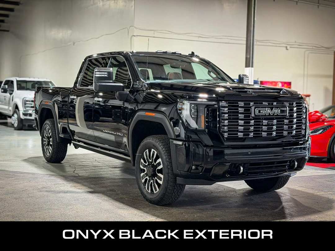 2026 GMC Sierra 3500 Hd Crew Denali Ultimate 6 1/2 ft - Image 2