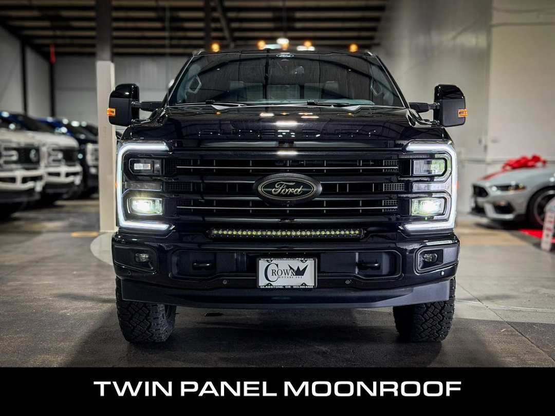 2026 Ford F350 Super Duty Crew Platinum 8 ft - Image 3